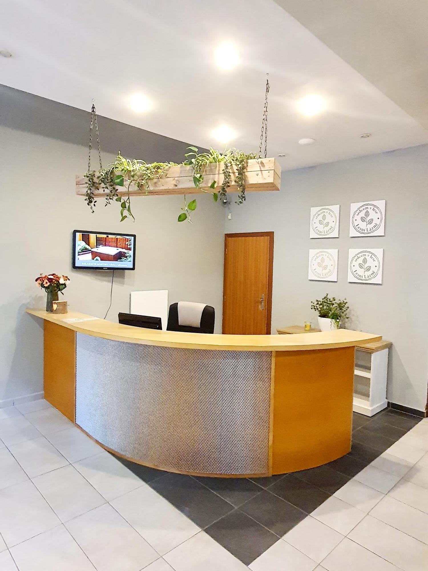 Resort Lesni Lazne Zvanovice Ngoại thất bức ảnh