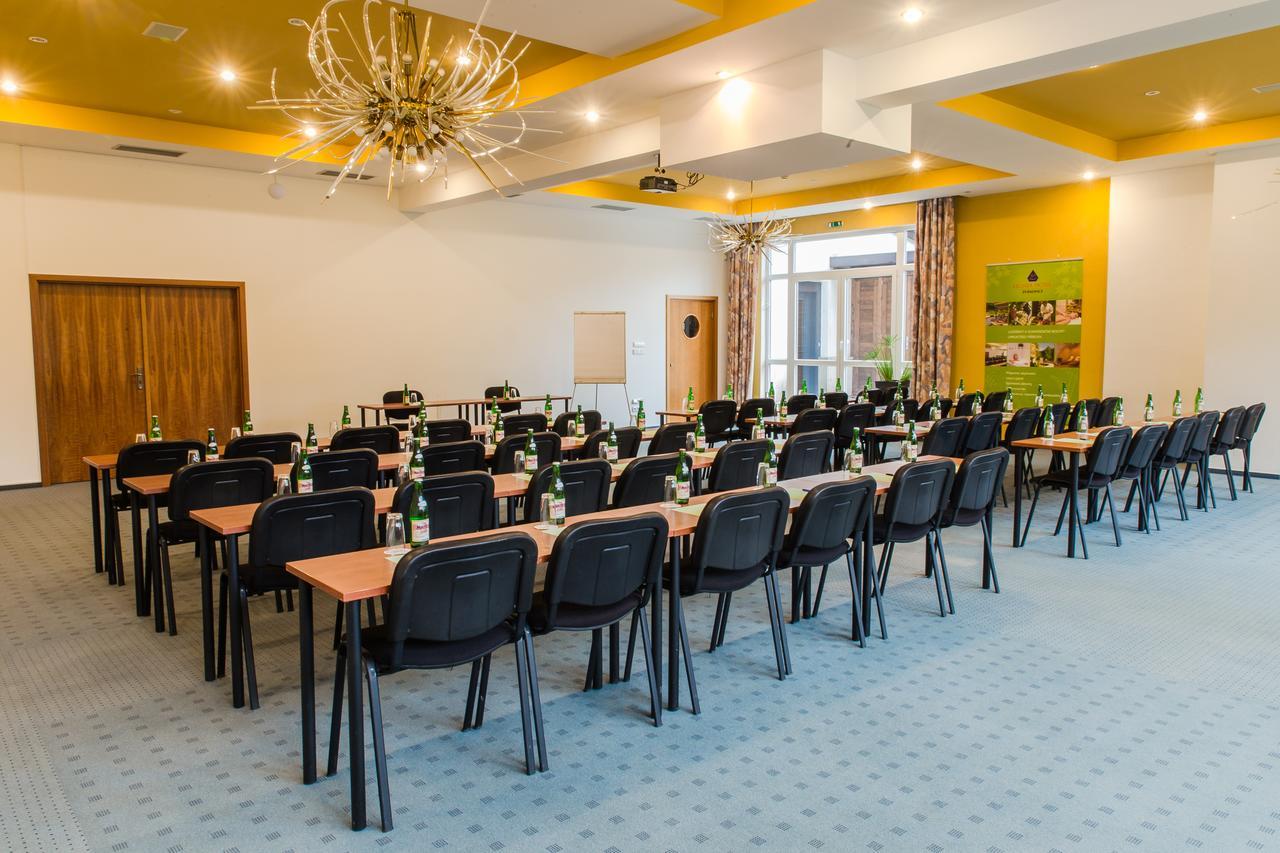 Resort Lesni Lazne Zvanovice Ngoại thất bức ảnh